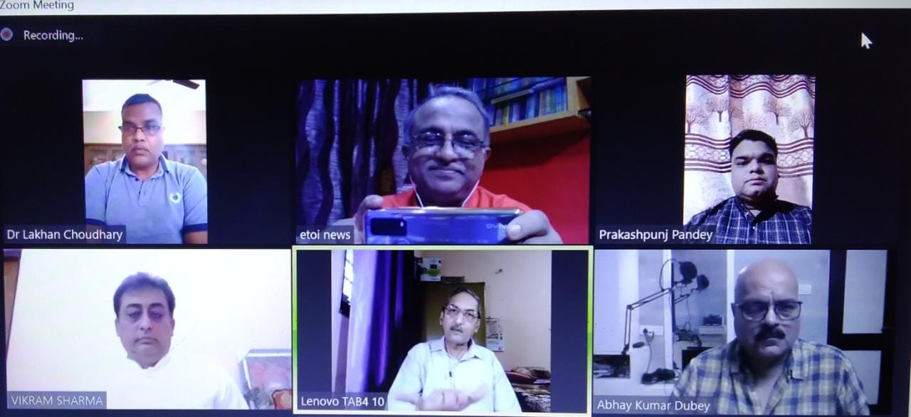 ‘मिशन स्वराज’ में बौद्धिक चर्चाओं की श्रंखला में ‘महात्मा गाँधी के ग्राम सुराज अभियान’ पर हुई सार्थक और महत्वपूर्ण चर्चा – प्रकाशपुन्ज पाण्डेय