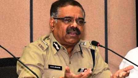 छ.ग./ डीजीपी अवस्थी ने 3 पुलिसकर्मियों को किया निलंबित, 1 DSP समेत दर्जन भर को कारण बताओ नोटिस