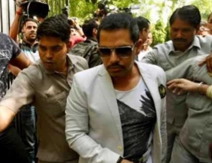 सवाल का जवाब दिया है। बेनामी संपत्ति से जुड़ा कोई मामला नहीं है। न्याय और सच की जीत होगी। मेरे पास छिपाने और चिंता करने के लिए कुछ भी नहीं है-रोबर्ट वाड्रा