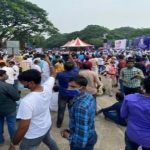 रजनीकांत के समर्थक उतरे सड़कों पर, राजनीति में आने की मांग को लेकर लगाए नारे, कहा- ‘वा थलैवा वा’