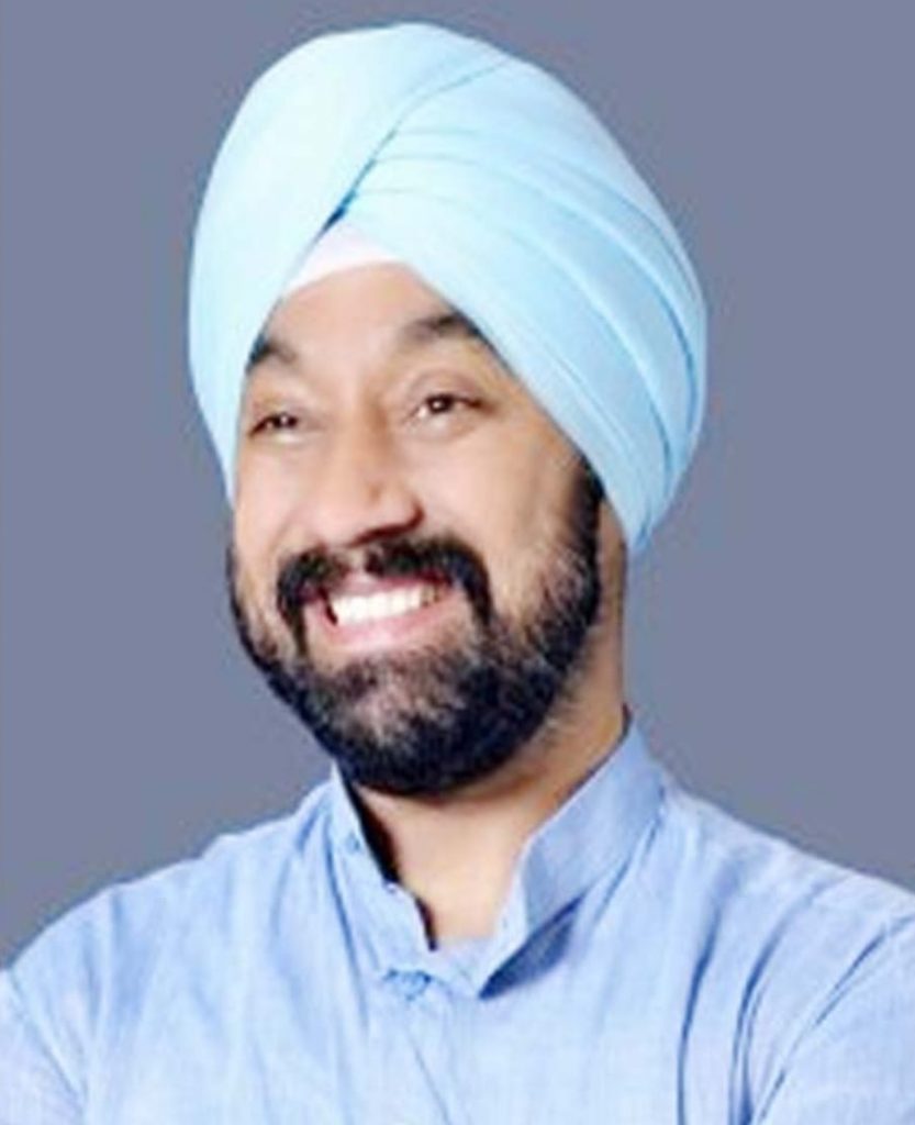 गण और तंत्र के बीच की लड़ाई में और प्रधानमंत्री की ज़िद्द के बीच किसान पिस रहा है : प्रदेश कांग्रेस सचिव अमरजीत चावला