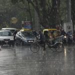मौसम विज्ञान विभाग (आईएमडी) ने मध्यप्रदेश, छत्तीसगढ़, पश्चिम बंगाल और उड़ीसा समेत कई राज्यों में तेज बारिश का अलर्ट जारी किया